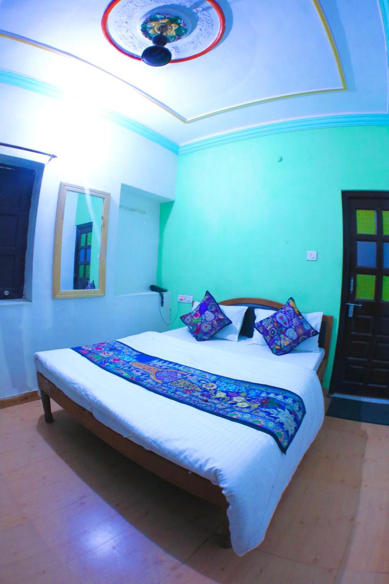 Hotel Desert Bloom Jaisalmer Eksteriør bilde