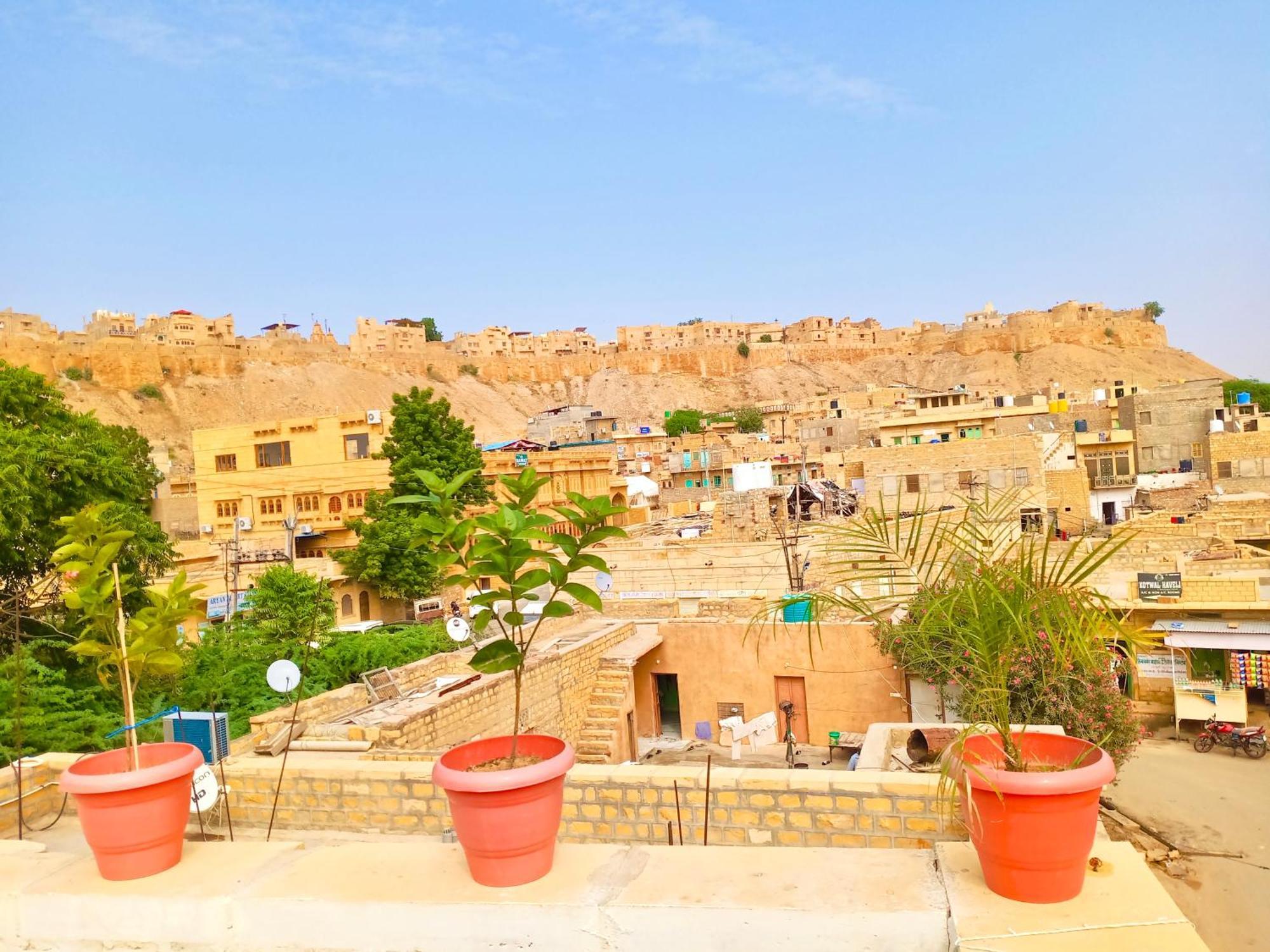 Hotel Desert Bloom Jaisalmer Eksteriør bilde